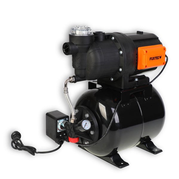 Fuxtec Hauswasserwerk mit Druckkessel, Manometer und Netzstecker zur Wasserversorgung im Haus und Garten.