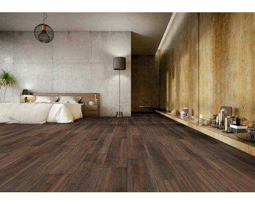 Nahaufnahme von hellem Laminatboden