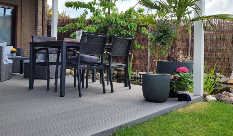 GartenLand WPC Terrassendiele Vintage Massiv 20 x 145 x 4000 mm Silbergrau Genutet und Geriffelt Vollprofil