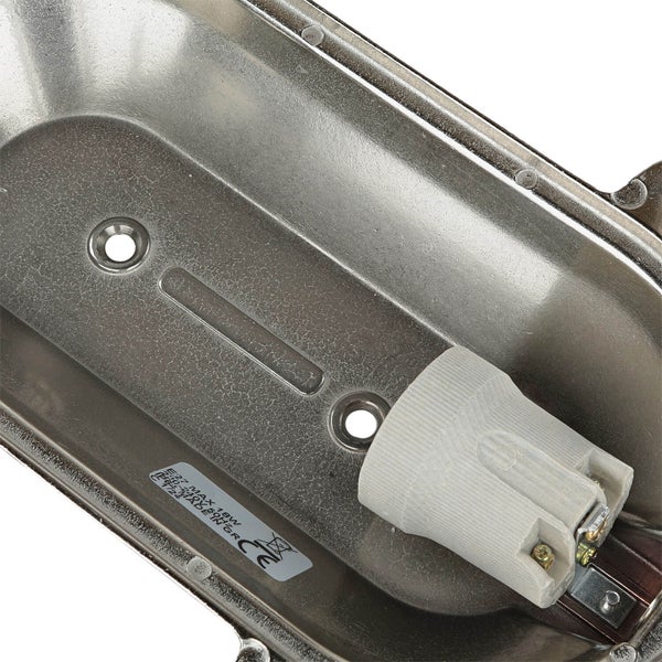 Innenansicht einer Lampenfassung mit E27-Gewinde