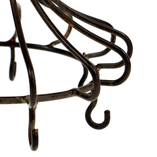 Detailansicht eines Lampenschirms aus Metall