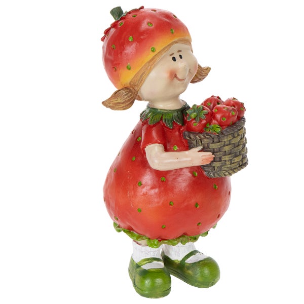 Gartenfigur Erdbeermädchen in Rot und Grün mit einem Korb voller Erdbeeren.
