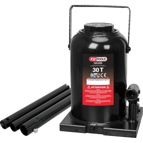 Illustration eines Hauses mit Garten und einem Text der fragt wie man eine Gartenpumpe anschliesst