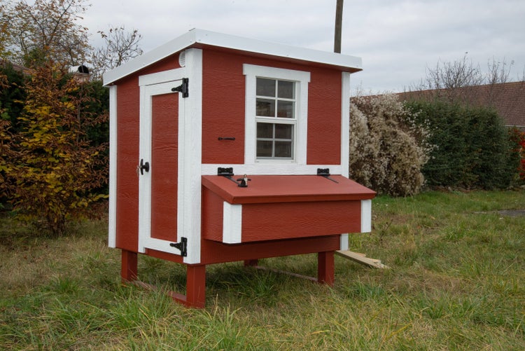 Hühnerstall Mitte EZ Chicken Home  1,68 m²  127 x 133 x 158 cm Rot hergestellt in EU