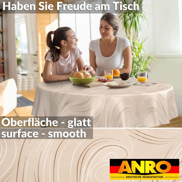 Runde Tischdecke mit glatter Oberfläche und Wellenmuster. Eine Frau und ein Kind sitzen am gedeckten Tisch. ANRO Logo.