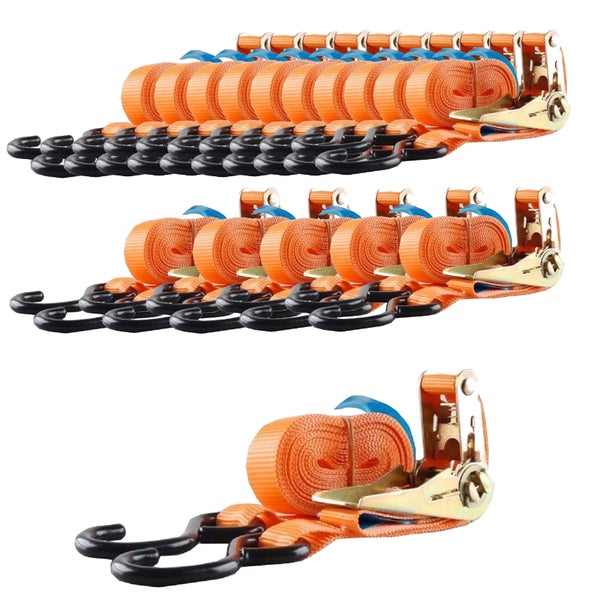 Set von Zurrgurten mit Ratsche und Haken zur Ladungssicherung