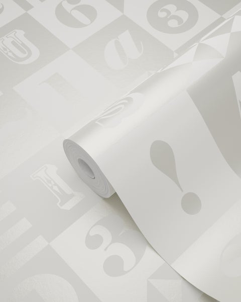 Rolle mit Buchstaben- und Zahlenmuster Tapete