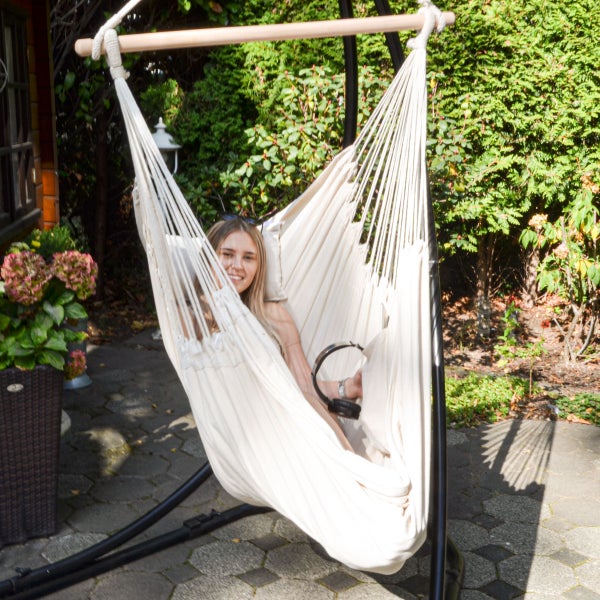 Hängesessel aus Baumwolle mit Seilaufhängung