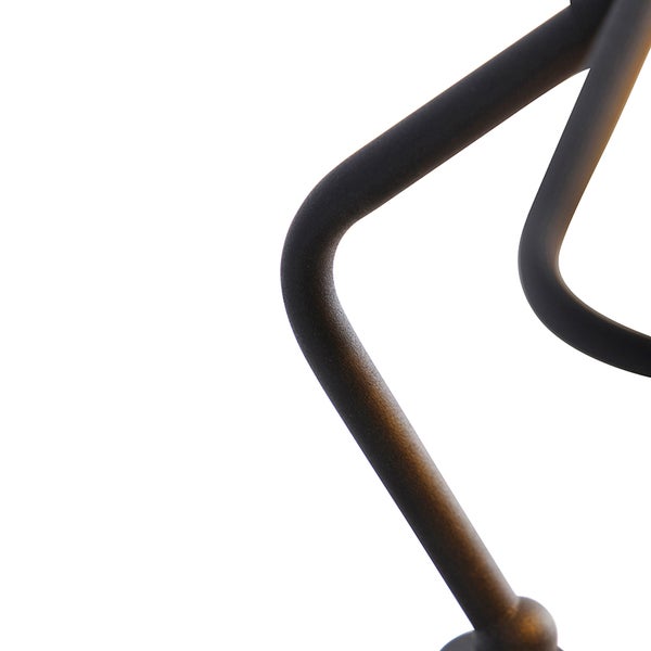 Detailaufnahme von Lampengestell aus Metall