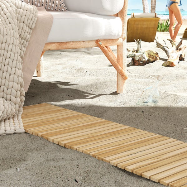 Holzbadematte mit den Maßen 120 cm Länge, 47 cm Breite und 16 cm Höhe