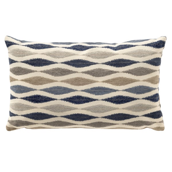 Nahaufnahme von dekorativen Kissen auf einem Sofa