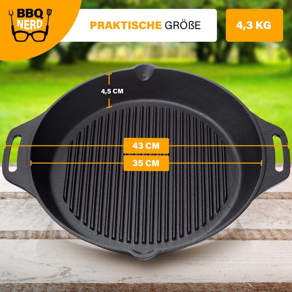BBQ Nerd Gusseisenpfanne zum Grillen - mit Rillenboden für ein schönes Grillmuster | Steakpfanne Ø 35 cm 4550g mit Ausgießer und Henkel | Antihaft-Pfanne Feuerpfanne Outdoor-Pfanne