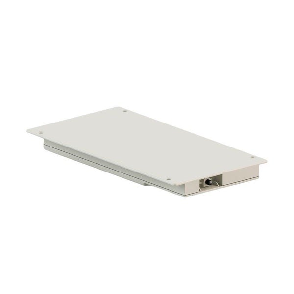 Flacher LED-Transformator aus Kunststoff mit Befestigungslöchern für Möbelbeleuchtung.