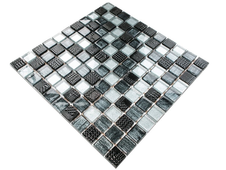 Mosaikfliese aus Glas mit verschiedenen Mustern