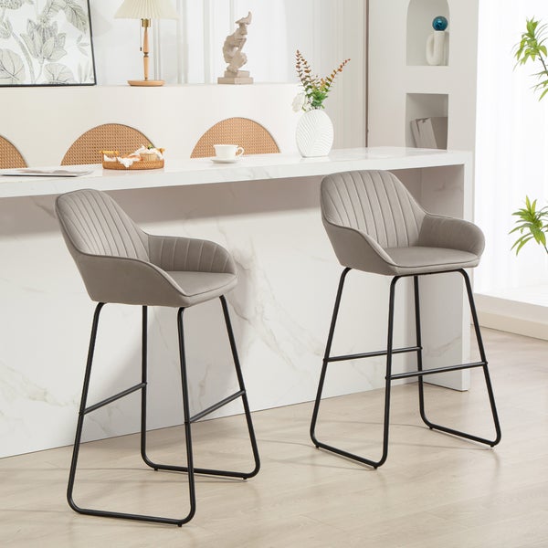 Stehlampe mit vollflächiger, flexibler Beleuchtung und zwei beweglichen Lampenköpfen