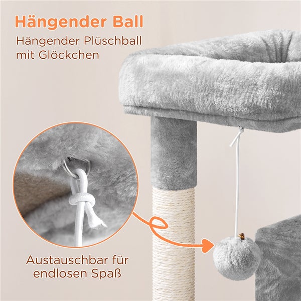 Detailaufnahme eines Plüschballs mit Glöckchen an einem Kratzbaum