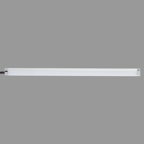 LED-Unterbauleuchte in flacher linearer Form mit silberfarbenem Gehäuse und weißem Diffusor.