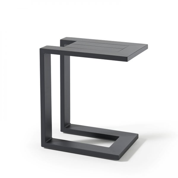 Moderner anthrazitfarbener Beistelltisch in C-Form aus Metall.