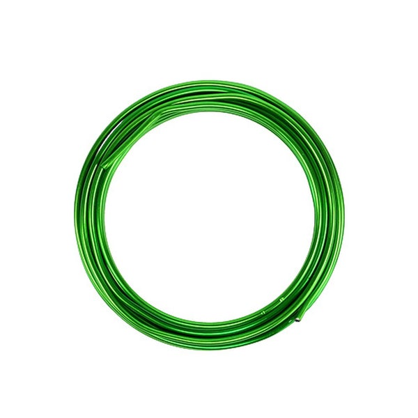 Grüner Aluminiumdraht ringförmig gewickelt.