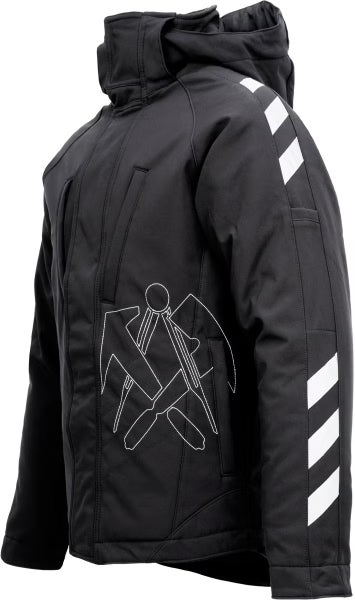 Schwarze Arbeitsjacke mit Kapuze, reflektierenden Streifen am Ärmel und Zunft-Motiv.