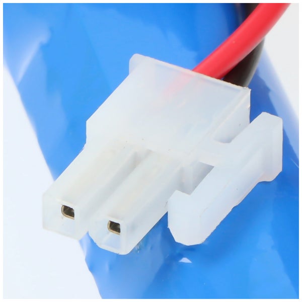 Elektrischer zweipoliger Steckverbinder mit Kabelanschluss für Akkumulatoren.