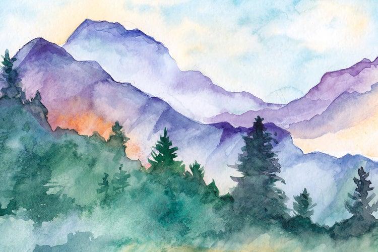 Aquarellbild einer Berglandschaft mit Nadelwald im Vordergrund vor einem Gebirge unter einem hellen Himmel.