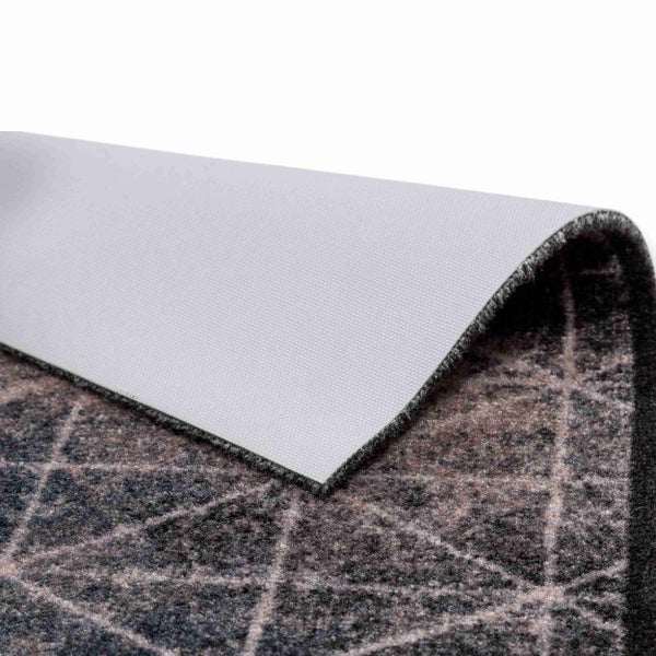 Teppich mit geometrischem Muster und rutschfester Rückseite