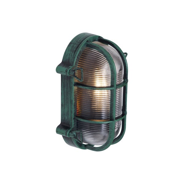 Ovale Außenwandleuchte aus Metall mit patinierter Oberfläche, geripptem Glas und Schutzgitter im nautischen Stil.