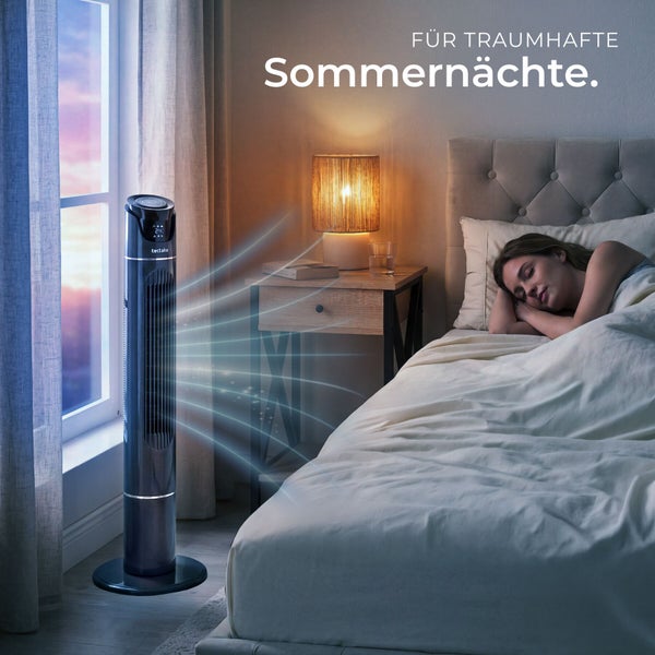 Turmventilator von Tectake in einem Schlafzimmer neben einer schlafenden Person. Grafische Darstellung des Luftstroms. Tectake Logo.