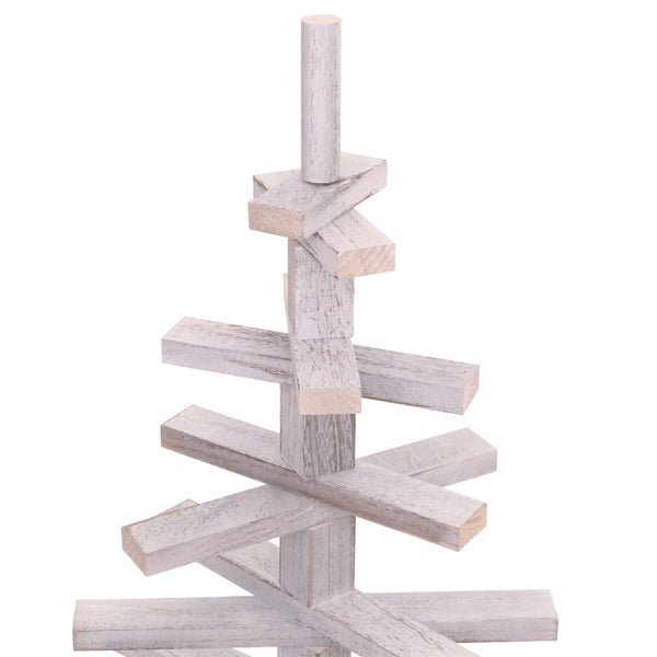 Dekorativer Tannenbaum aus Holz