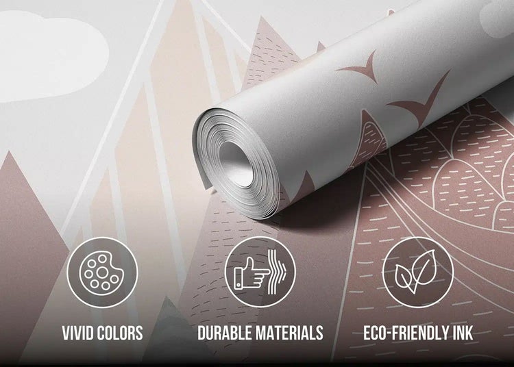 Tapetenrolle mit Muster aus Bergen und Vögeln, lebendige Farben, langlebige Materialien und umweltfreundliche Tinte.