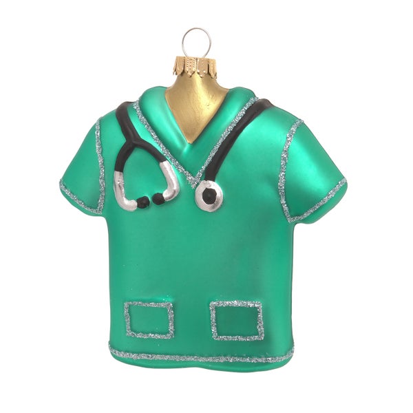Dekorativer Christbaumschmuck in Form eines Arztkittel mit Stethoskop
