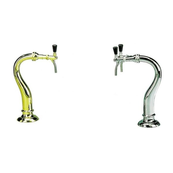 Zwei Schanksäulen in Schwanenhals-Optik, eine goldfarben mit einem Zapfhahn und eine silberfarben mit zwei Zapfhähnen.