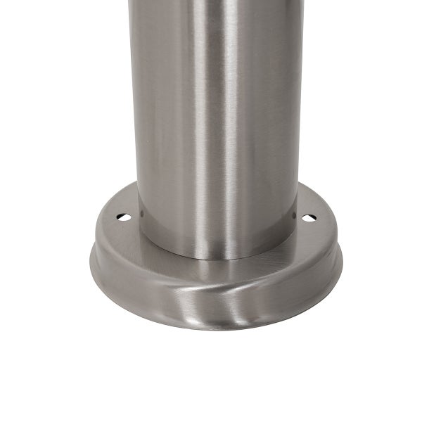 Sockel eines runden Pfostens aus gebürstetem Edelstahl mit Bodenplatte und Befestigungslöchern.