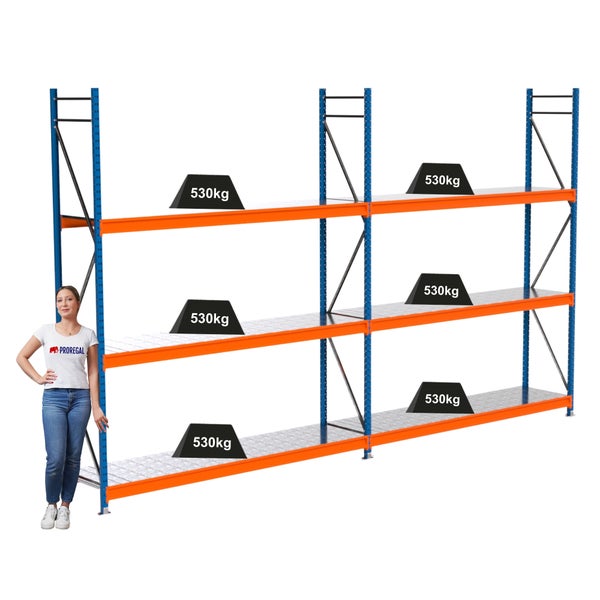 Lagerregal mit drei Ebenen und einer Traglast von 530 Kilogramm pro Ebene
