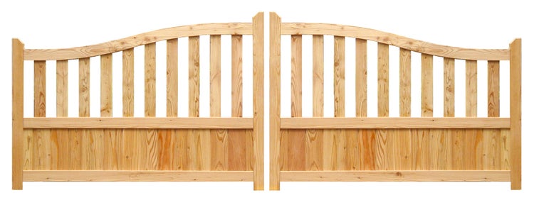 Doppeltor aus Holz mit Latten und Rahmen