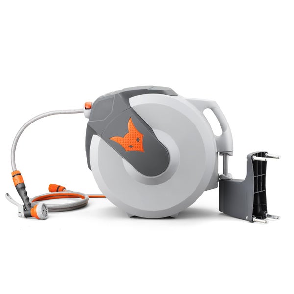 Gartenschlauchaufroller mit Schlauch, Spritzpistole und Wandhalterung