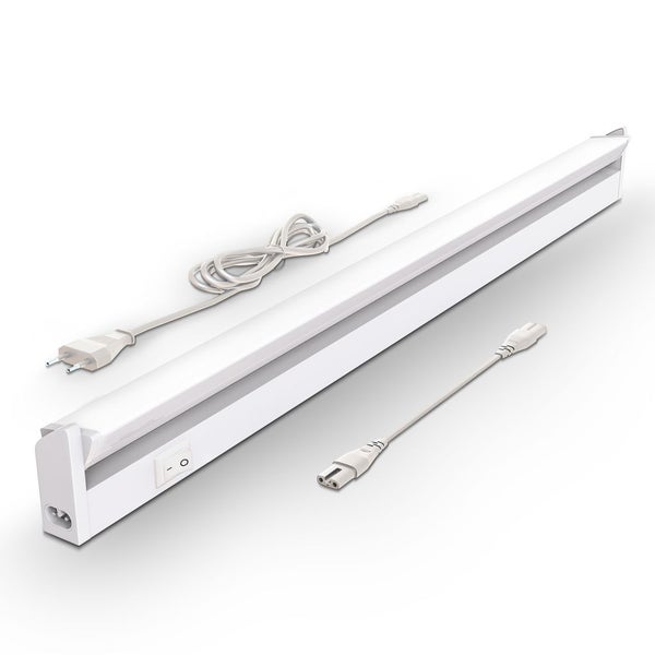 LED Unterbauleuchte weiß mit Netzkabel, Verbindungskabel und Ein-Aus-Schalter.