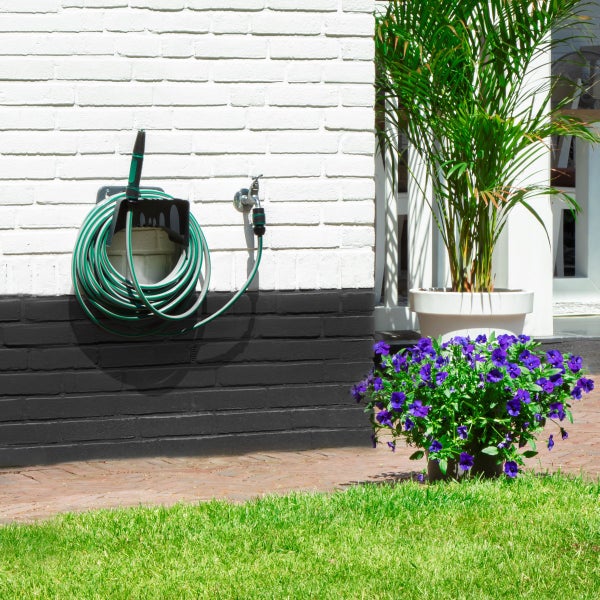 VONROC Gartenschlauch 20 Meter – Inklusive Schlauchhalter, Verstellbare Spritze und Wasserhahnanschluss - Wasserschlauch