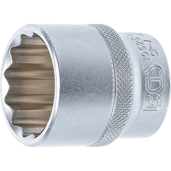 Treppe mit Metallgeländer