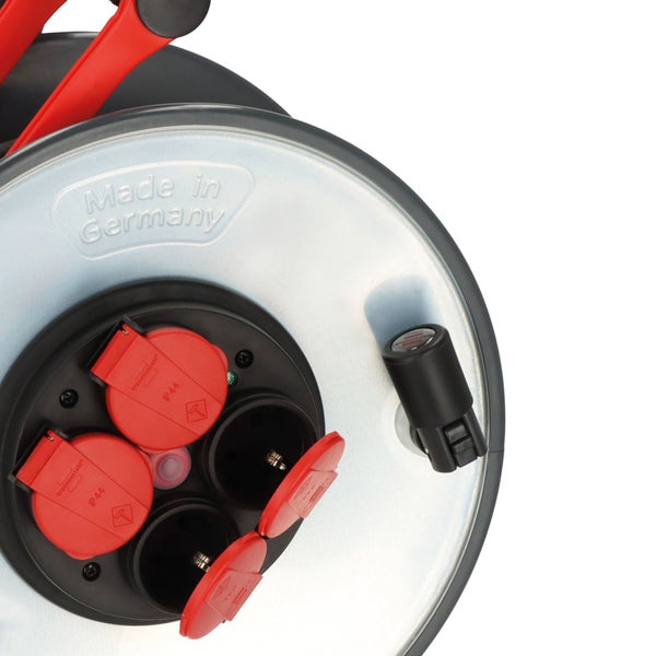 Kabeltrommel mit Steckdosen und Made in Germany Kennzeichnung