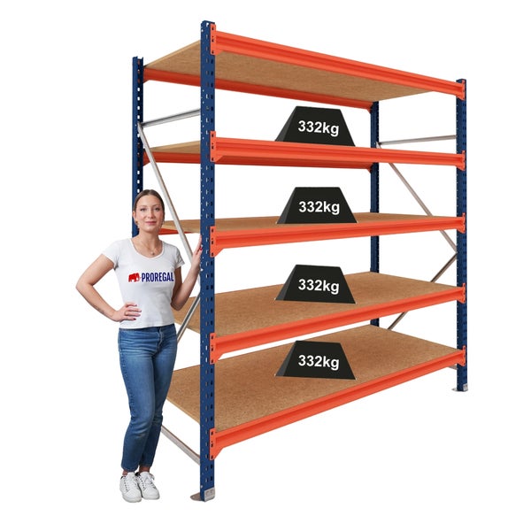 Schwerlastregal mit 4 Holzböden, Tragkraft 332 Kilogramm pro Boden, blaues Metallgestell mit orangefarbenen Traversen.
