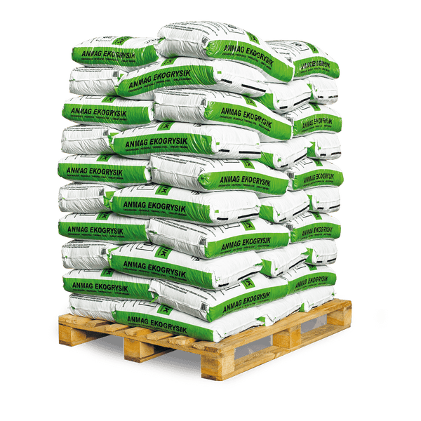 Schwarze Steinkohlestücke in verschiedenen Größen und unregelmäßigen Formen.