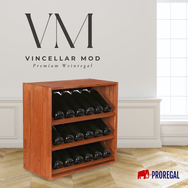 Proregal Weinregal aus Holz für die liegende Lagerung von Flaschen auf drei Ebenen in einem hellen Raum.