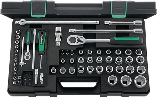 Steckschlüsselsatz in einem schwarzen Werkzeugkoffer