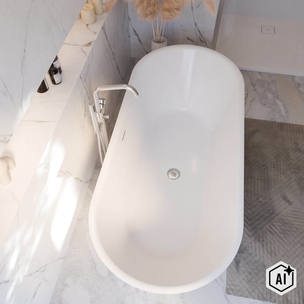 Freistehende Badewanne in einem modernen Badezimmer mit Marmorfliesen und Standarmatur in der Draufsicht.