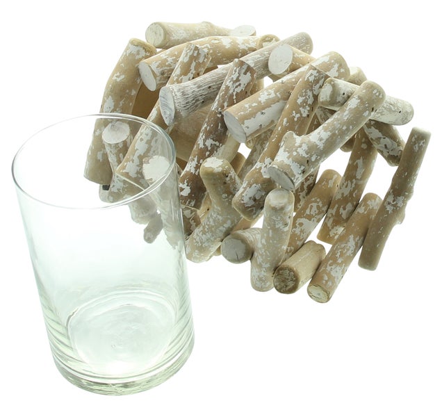 Windlicht mit Holzdekoration