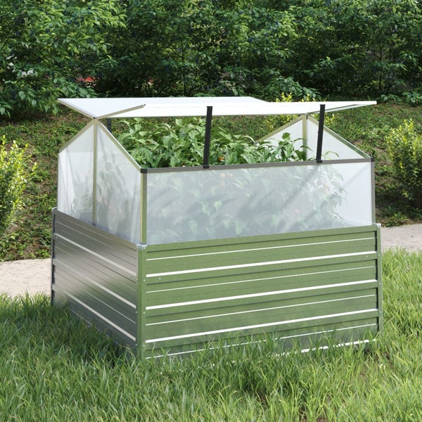 Grünes Hochbeet aus Metall mit aufklappbarem Frühbeetaufsatz aus Kunststoff, bepflanzt im Garten.
