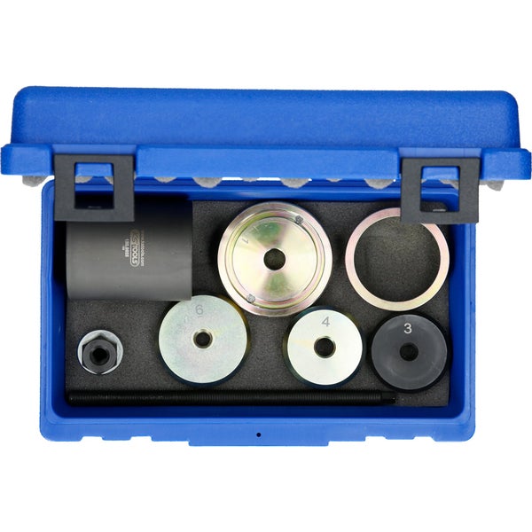 Werkzeugsatz in einem blauen Kunststoffkoffer