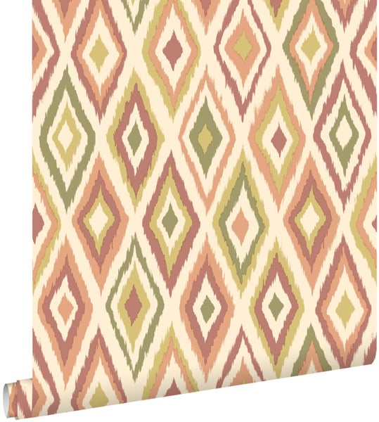 Tapetenrolle mit Rautenmuster